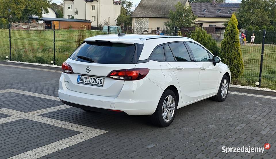 Opel Astra 14T benzyna 125 Sport Touer 88500km Wola sprzedam