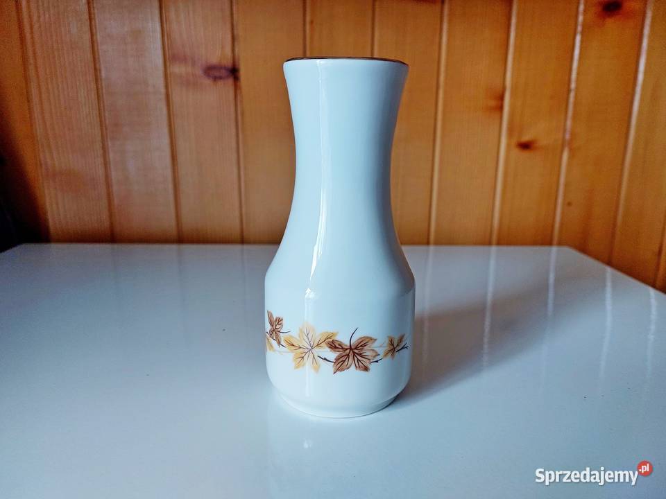 biały wazon z kwiatami polska porcelana Wawel Porcelana i szkło sprzedam