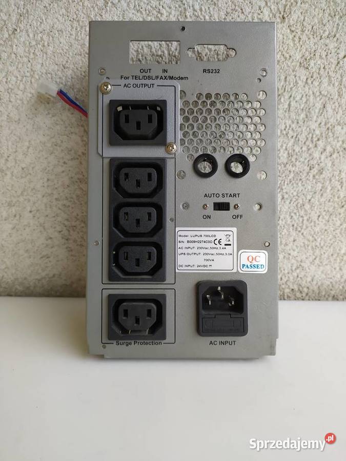 UPS gniazda zasilające z płytką kpl Obudowy i zasilanie Olecko