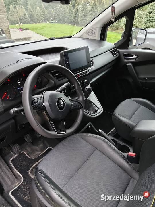 Renault Kangoo 2023 w najbogatszych wersjach VAT marża Jelcz-Laskowice