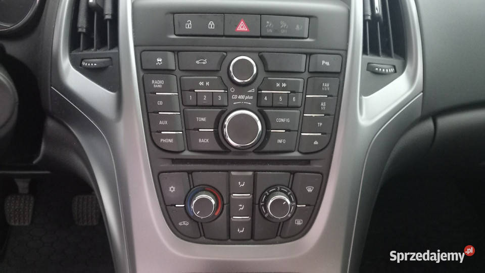 Opel Astra Astra IV 14 140 salon Polska światła do jazdy dziennej