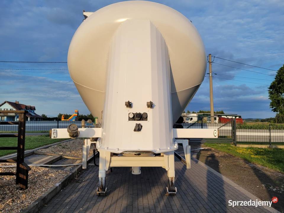 CEMENTONACZEPA FELDBINDER SPITZER 39m cysterny Myszków