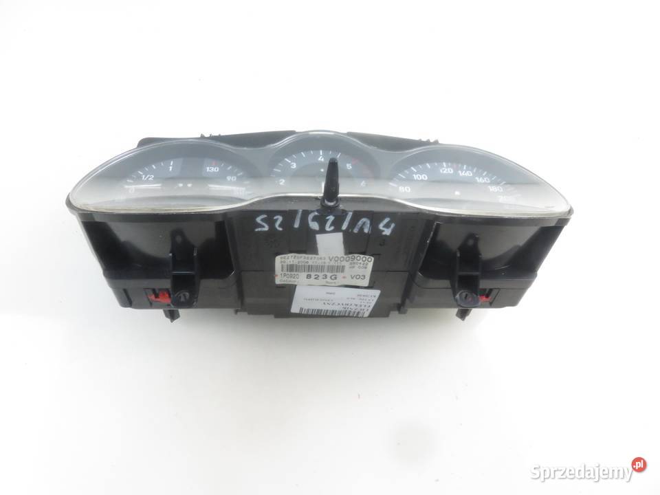 LICZNIK SEAT LEON II 1P1 19 TDI 1P0920823G osobowe