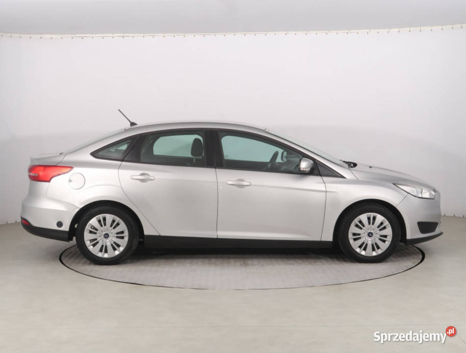 Ford Focus 16 i Rok produkcji 2017 Piaseczno sprzedam