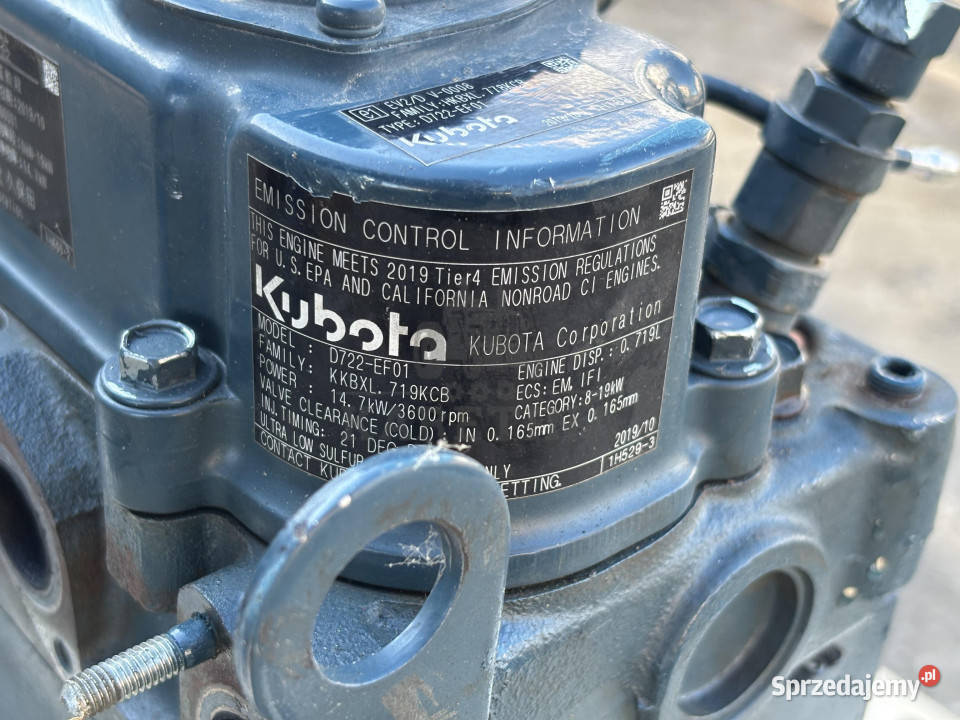 Kubota D722EF01 Silnik Słupek Pokrywa Blok Jastrzębniki