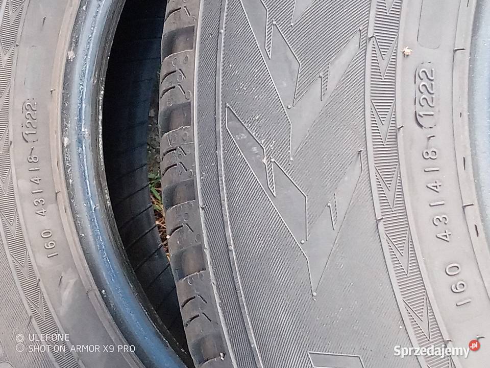 sprzedam opony zimowe 2 nokian 100h 21570 r16 Strzelno