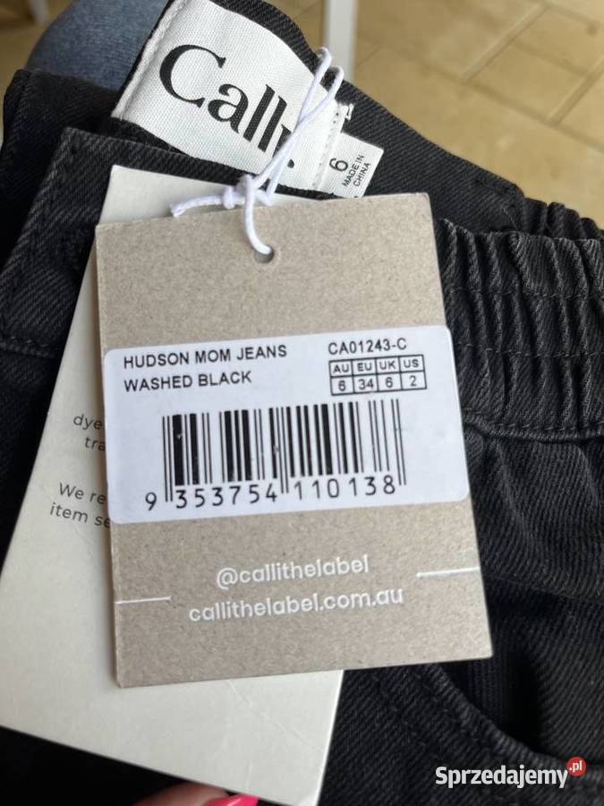Calli jeansy czarne Hudson Mom w rozmiarze 34 Płock