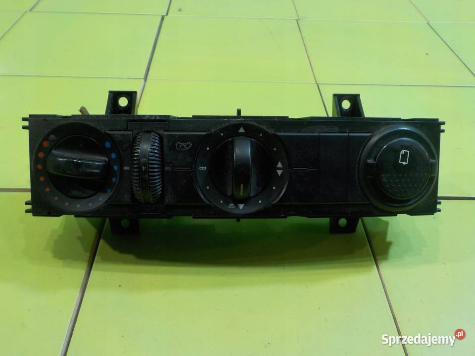 VW CRAFTER I LIFT 20 TDI 13r VAN panel Panele sterowania, przełączniki sprzedam