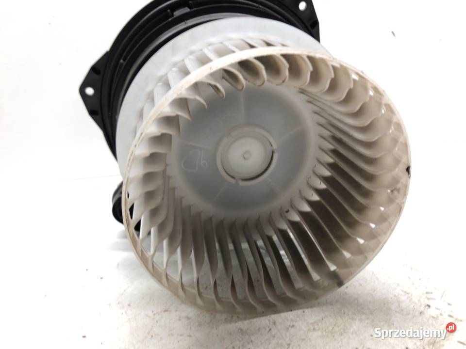 DMUCHAWA NAWIEWU TOYOTA COROLLA E21 WENTYLATOR