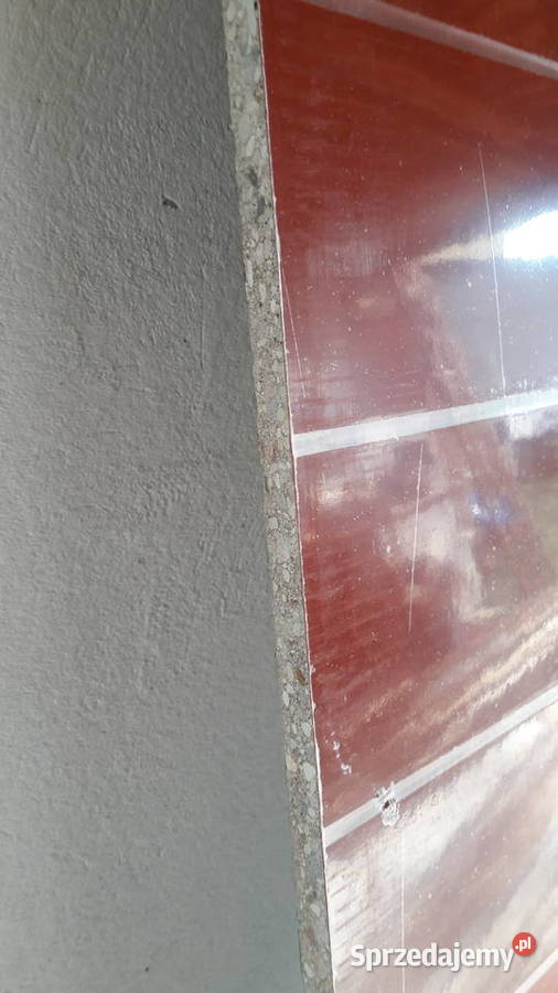 Parapet zewnętrzny z kamienia Parapety Głuchołazy