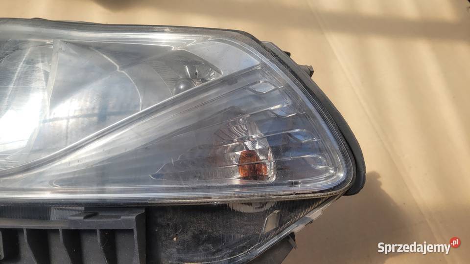 LANCIA YPSILON III 11 REFLEKTOR LEWY LAMPA PRZÓD Ruda Śląska sprzedam