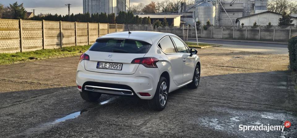 Citroen 16 DS4 2013 biała perła półautomat 82KM DS4 Wschowa