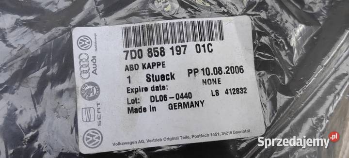 7D085819701C VW Transporter nakładka lewa na pas Pasy bezpieczeństwa