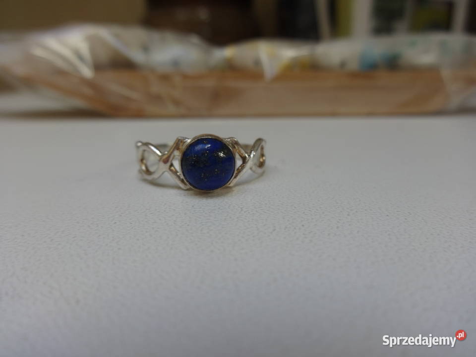 Srebrny włoski pierścionek z lapis lazuli Tomaszów Mazowiecki
