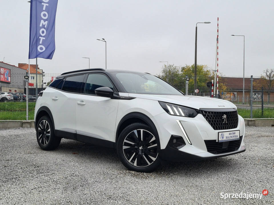 Peugeot 2008 GT Szyberdach FOCAL Navi 2xPDC centralny zamek