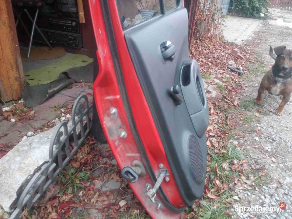 Drzwi Prawe Przednie i tylnie Nissan Mikra K12 Ostrowiec Świętokrzyski