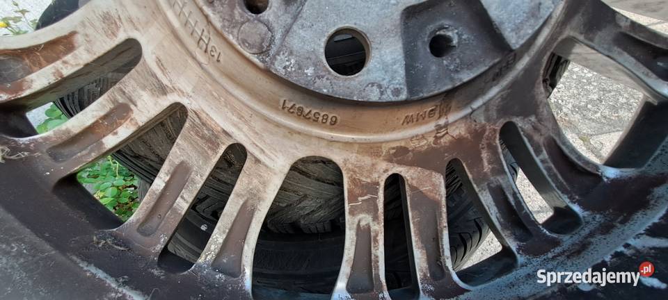 Felga aluminiowa 17 BMW 6857671