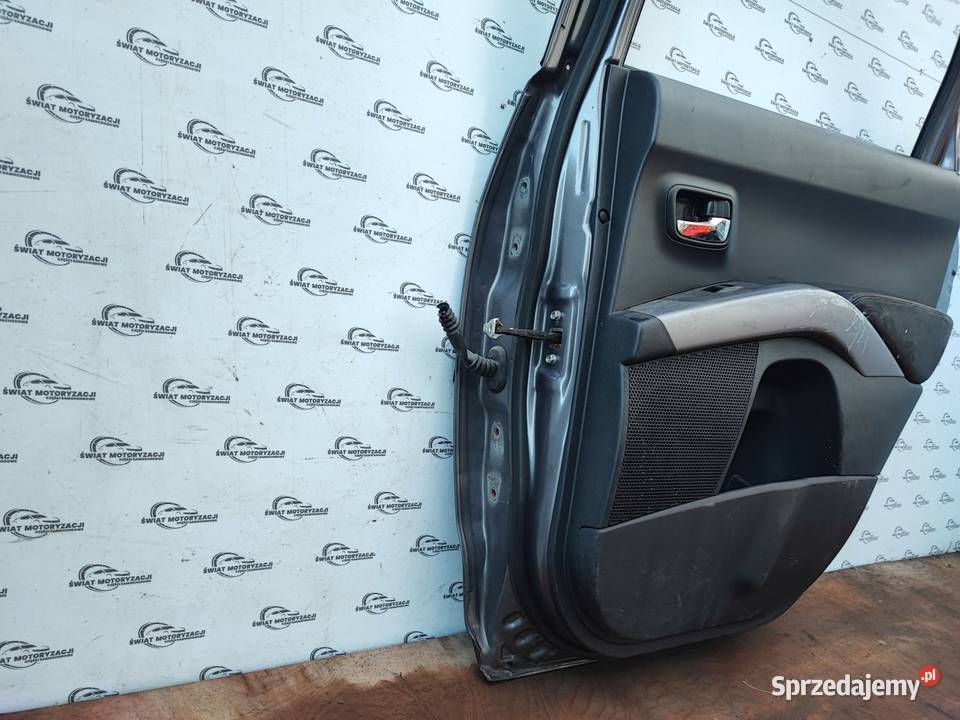 OUTLANDER II 08r Drzwi prawy tył 30 mikronów świętokrzyskie Kielce