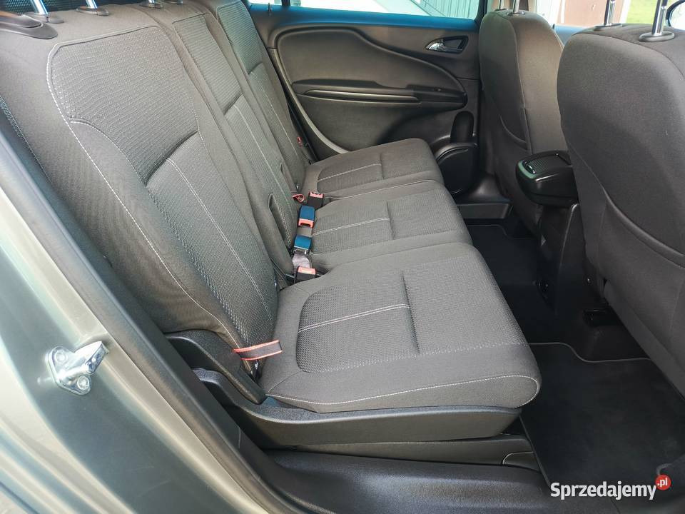 Opel Zafira c Lift 2018 nieuszkodzony Iwonicz