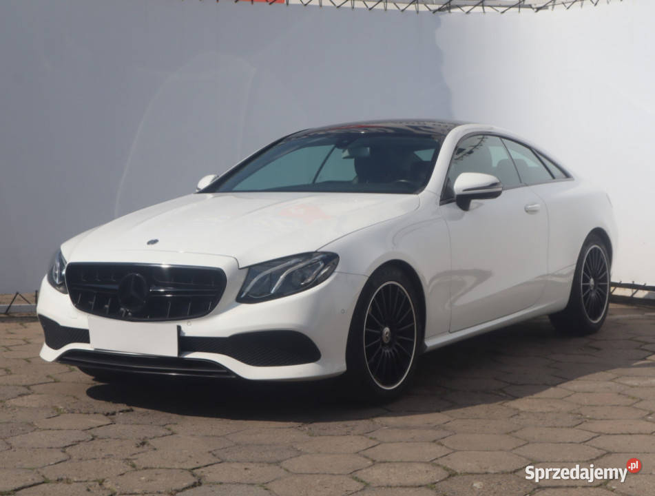 Mercedes E E 200 skórzana tapicerka Łódź