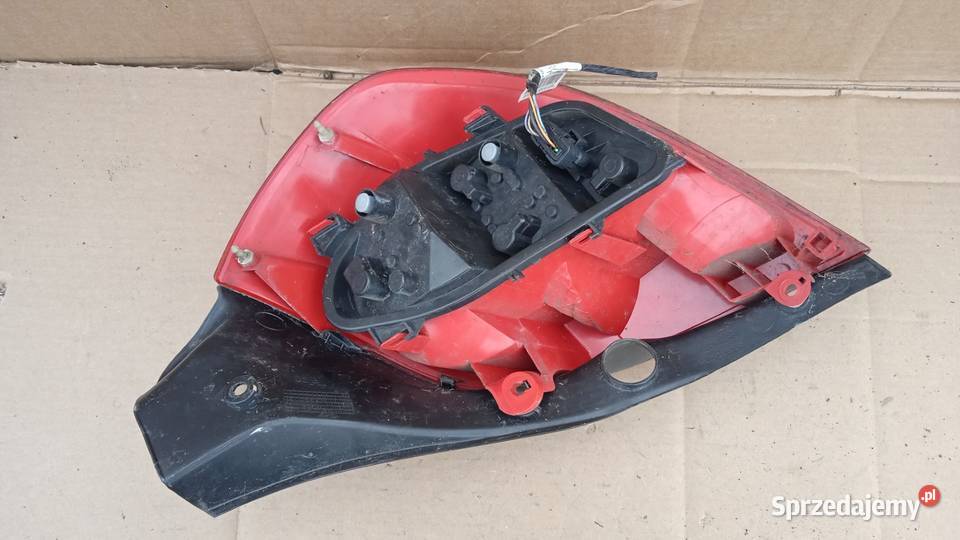 RENAULT CLIO III FL HB LAMPA TYŁ LEWA Zbierkowo