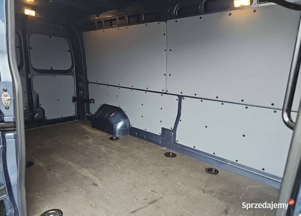 Zabudowa Boków Renault Master IV 4 Plastik