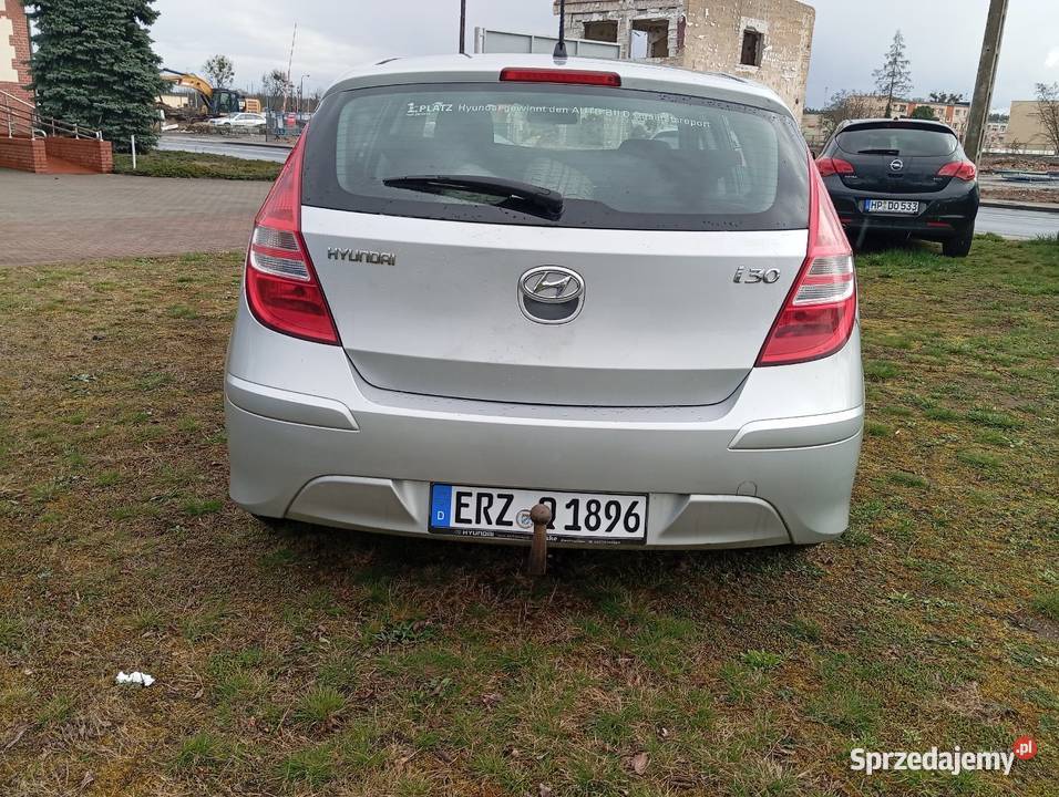 Hyundai i30 14 na łańcuchu bogata wersja sprzedam