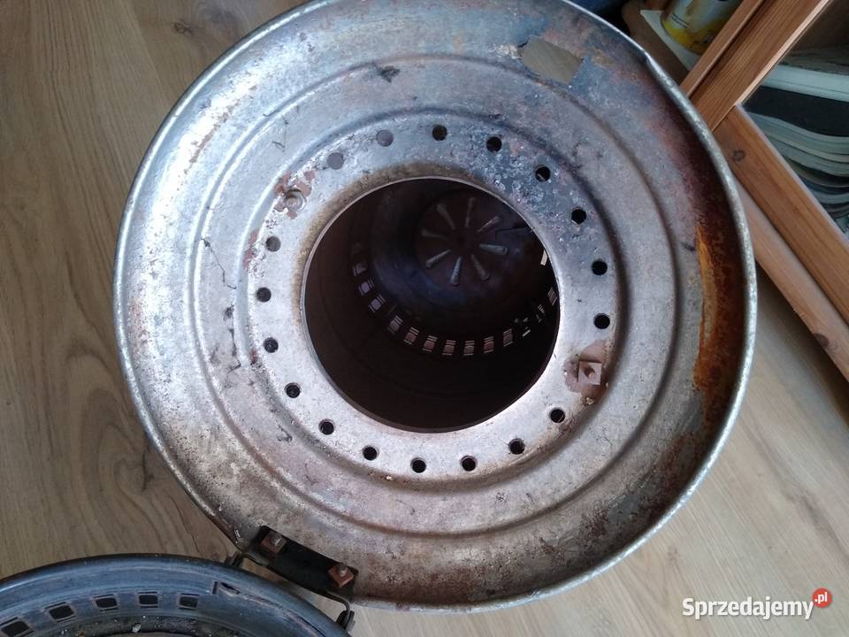 Metalowy piecyk na naftę Antyk Bolków