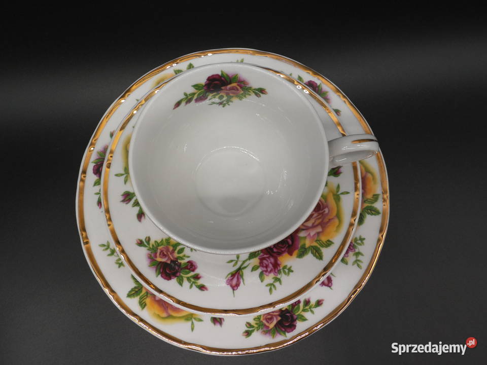 Zestaw śniadaniowy trio z porcelany motyw róż Raszków sprzedam