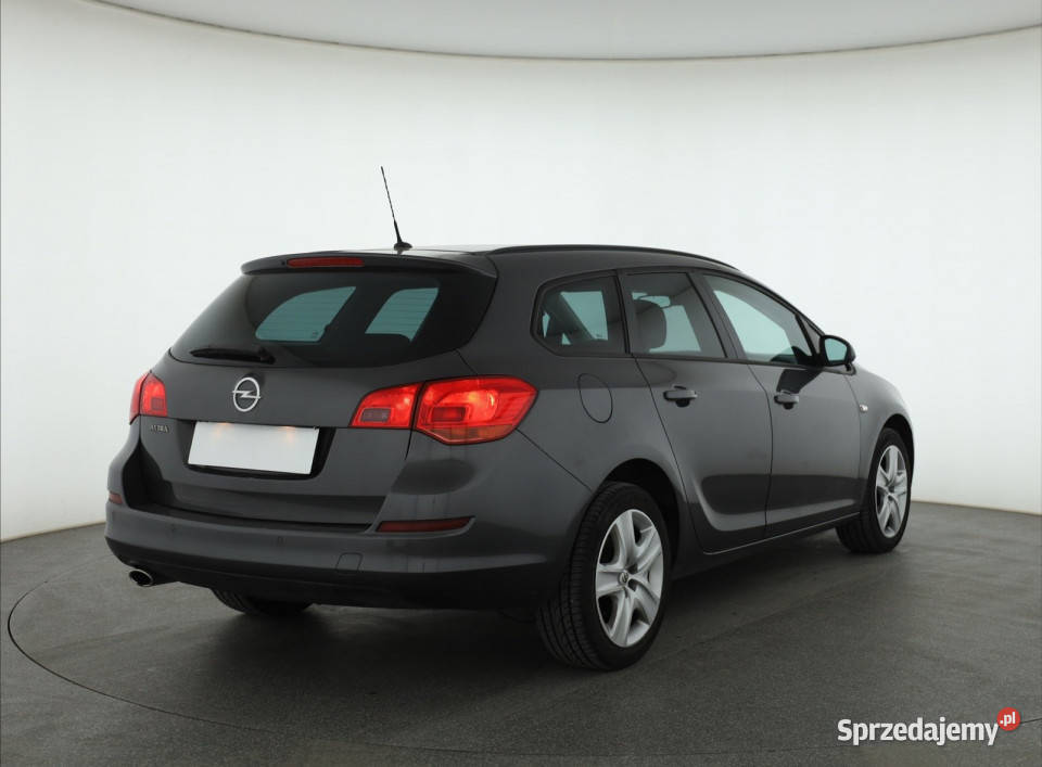 Opel Astra 14 T Piaseczno