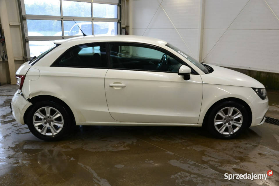 Audi A1 16 tdi 105 ekonomiczny klimatyzacja 2/3 sprzedam