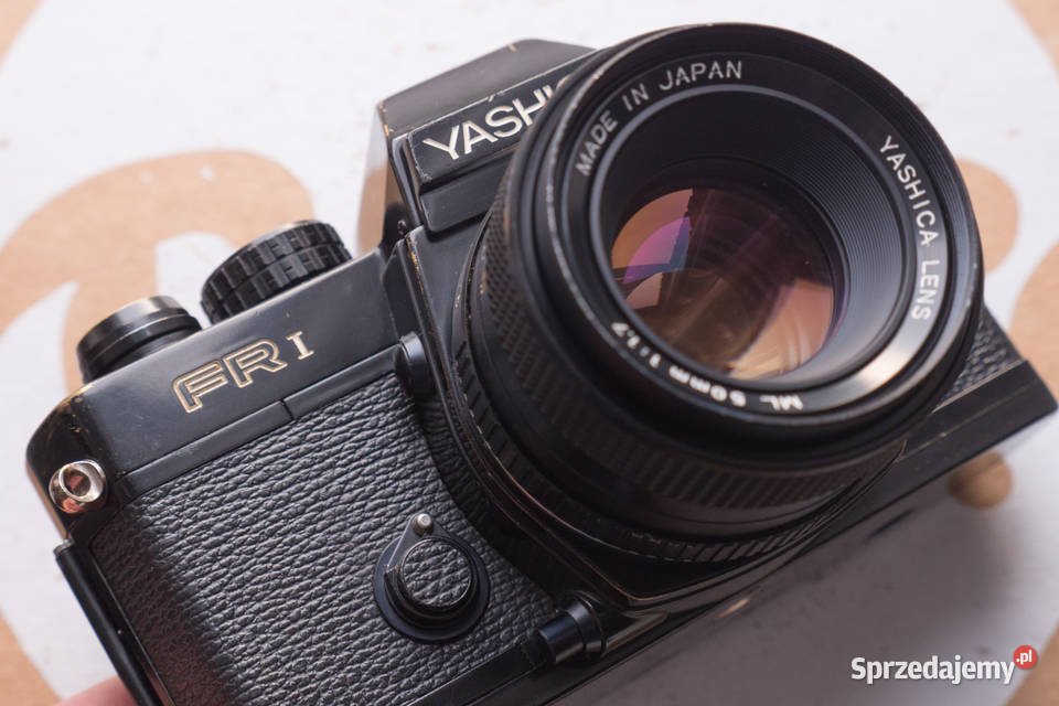 Aparat Yashica FRI z obiektywem Yashica ML 50mm