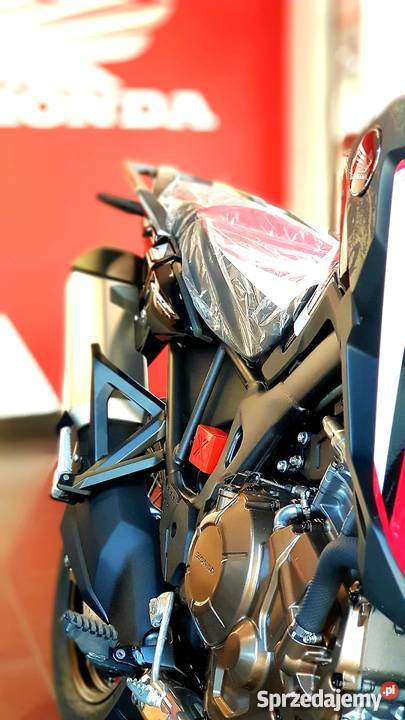 Brake fluid reservoir cover Africa Twin sprzedam