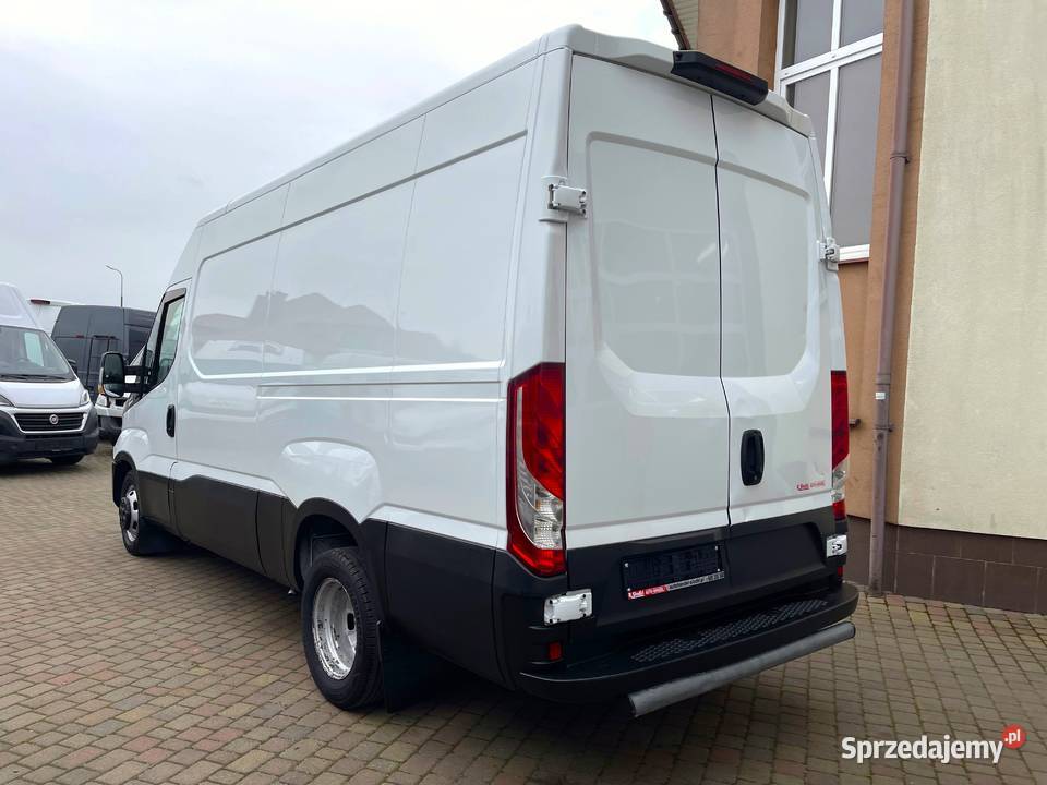 Iveco Daily L3H2 Chłodnia Bliźniaki sprowadzony Rawa Mazowiecka