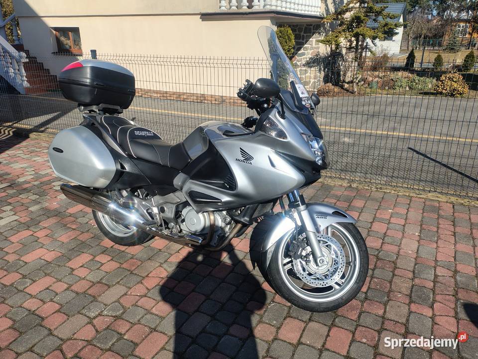 Honda NT750 Ciechanowiec