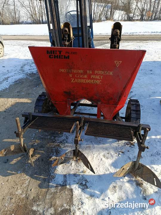 Sadzarka do ziemniaków metalowa koszyczki nieuszkodzony Limanowa