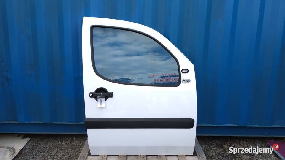 DRZWI PRZEDNIE PRAWE FIAT DOBLO 0010 NO V224163 Bielsko-Biała