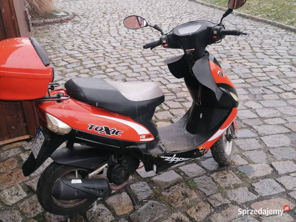 Sprzedam skuter marki zipp toxic 502T