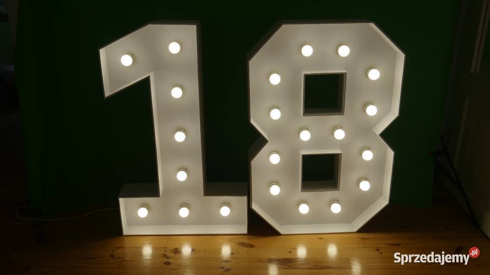 Cyfra 18 w 3D Litery 3D Leszno