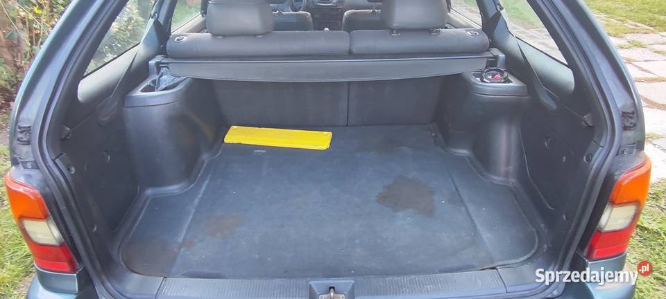 Toyota Corolla 20D combi e10 Mielec
