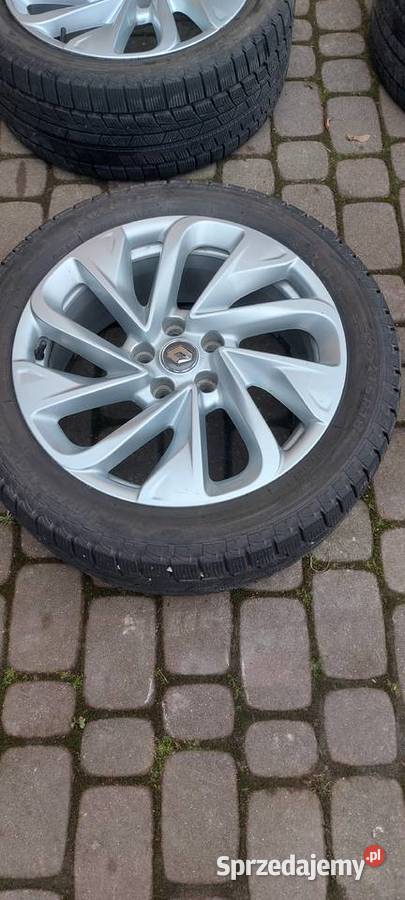 Koła aluminiowe Renault z oponami zimowymi