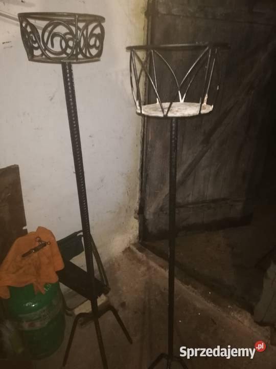 Stojaki Kwietniki 2 na kwiatki metalowe