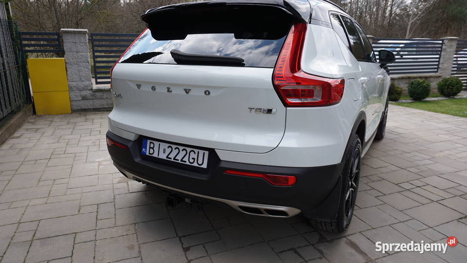 Volvo XC 40 T5 AWD RDesign elektrochrom. lusterka boczne sprzedam