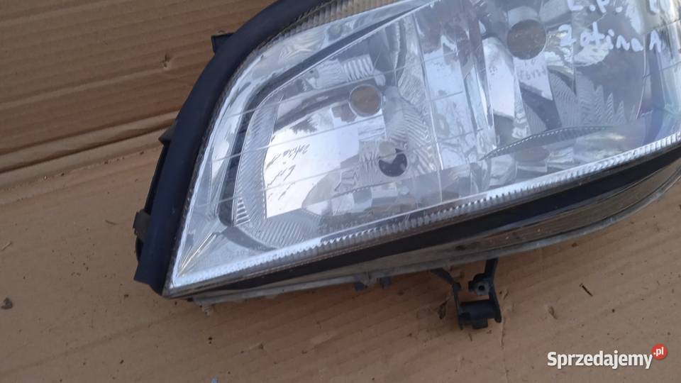 ZAFIRA A LAMPA PRZÓD LEWY EU osobowe Lampy przednie Zbierkowo