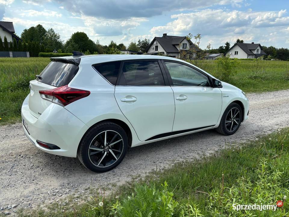 Toyota Auris 2018 Selection 18 Hybrid Niemce