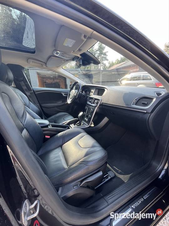 Sprzedam Volvo v40 summum CD