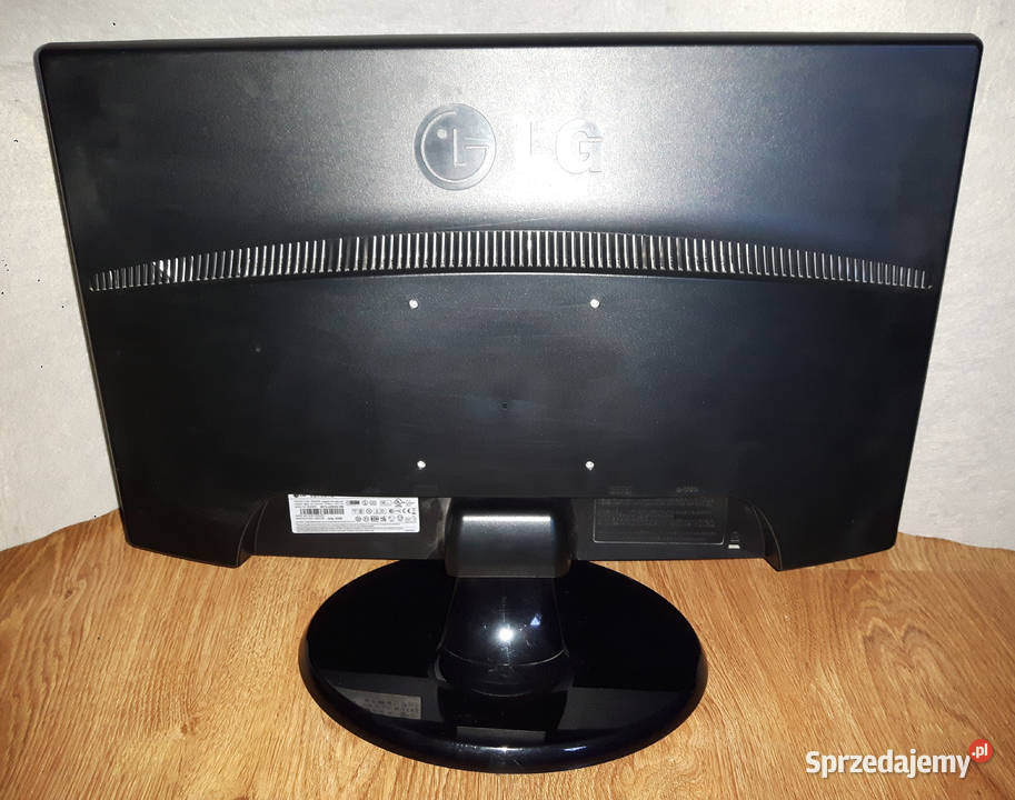 Monitor LG Flatron W2243TPF 215 1920x1080