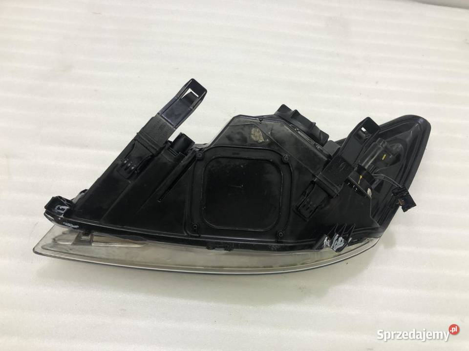 LAMPA PRAWY PRZÓD 8M5113W0290BE FOCUS MK2 LIFT