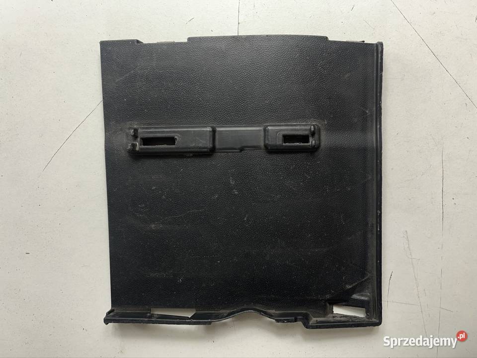 KRATKA ZAŚLEPKA ZDERZAKA PRZÓD VW TIGUAN wielkopolskie Międzychód