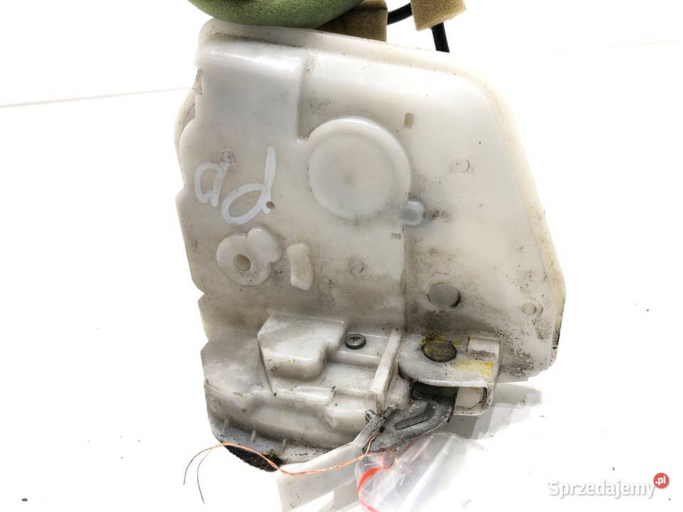 ZAMEK DRZWI PRAWY PRZÓD MAZDA 3 BM Hatchback